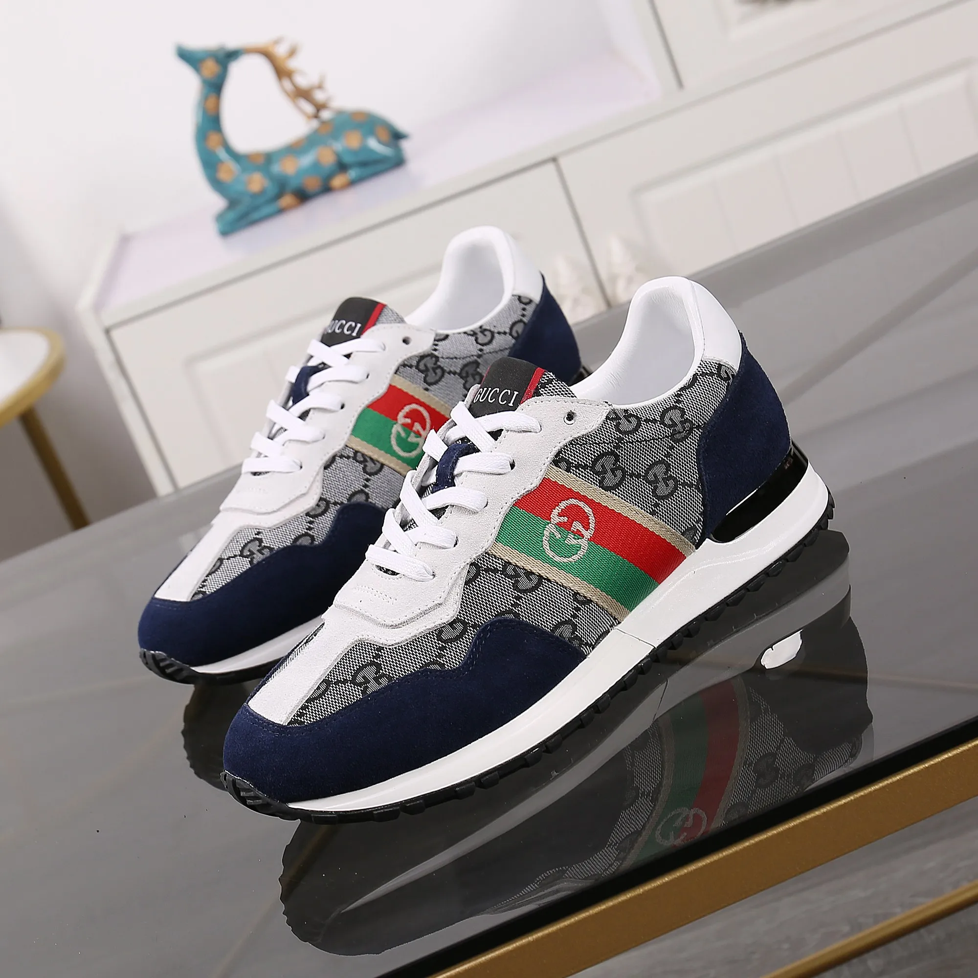 p420👾👾Spring new style is here again! [Gucci Sports Men's Shoes] Gucci fashionable casual men's shoes🇨🇳Original 1:1 mold opening, new models are available first💯Not high-profile but avant-garde, simple, low-key and fashionable, super versatile style🌿Made of original cowhide➕Sheepskin lining🎋The version is comfortable on the feet, and the workmanship is first-class🍍38-44 Large quantities in stock